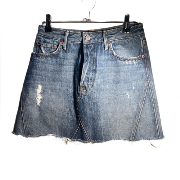 GRLFRND Eva Deals 5 pocket Distressed Trendy Stylish med Denim Mini Skirt 25 - Picture 2 of 4